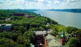 Pohľad na letnú školu angličtiny v College of Mount Saint Vincent v New Yorku
