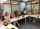 Študenti počas hodiny španielčiny na Camino Language School