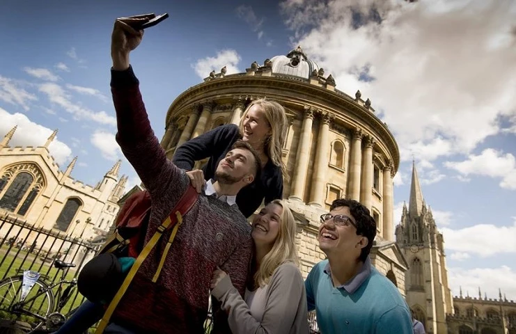 Jazykový kurz pre dospelých v zahraničí v Oxford, Veľká Británia, Intenzívna angličtina a IELTS v Oxforde – International School